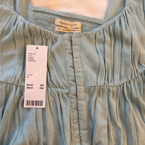 Flowy light blue Urban Outfitters top - Picture 3 of 3